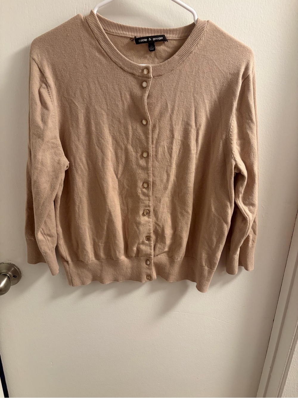 Cable & Gauge Beige Crewneck Button-Front Cardigan Size XL